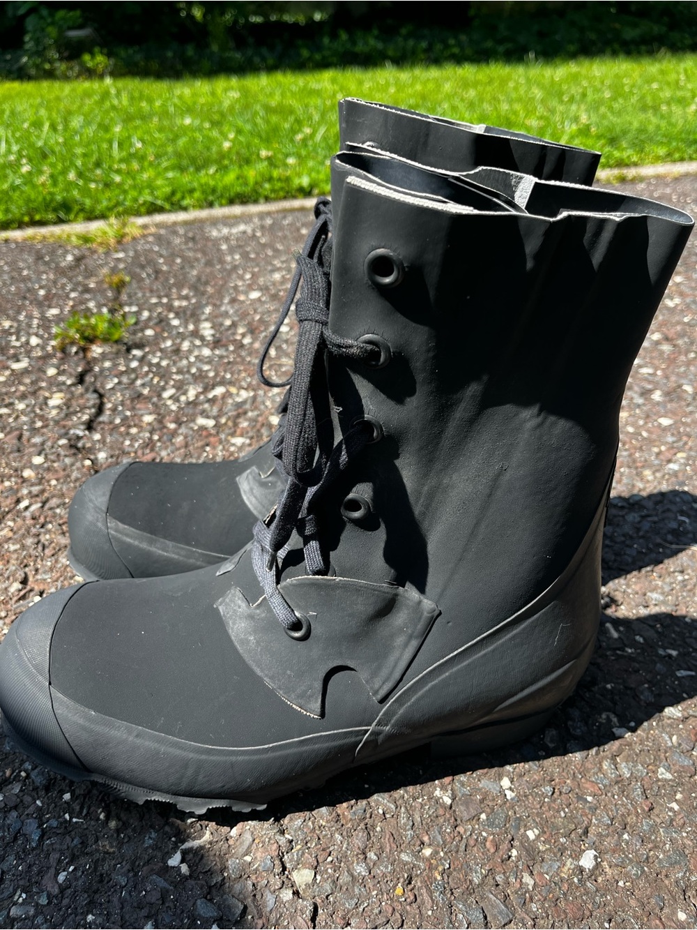 Vintage Hood Military Extreme Cold Weather “Mickey Mouse/Bunny” Boots – Size 8N